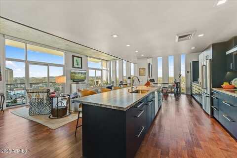 2323 N CENTRAL Avenue, Phoenix, AZ 85004