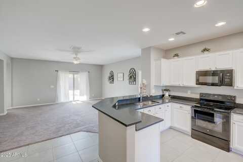 42027 N WOLLEMI Street, San Tan Valley, AZ 85140