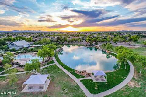 4615 E CALISTOGA Drive, Gilbert, AZ 85297