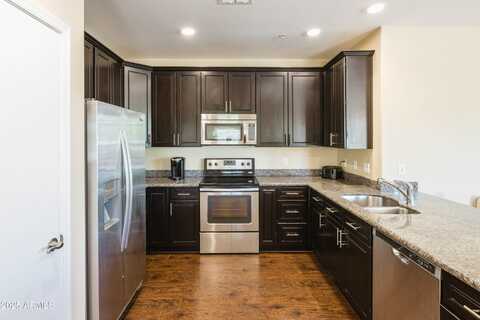 7726 E BASELINE Road, Mesa, AZ 85209