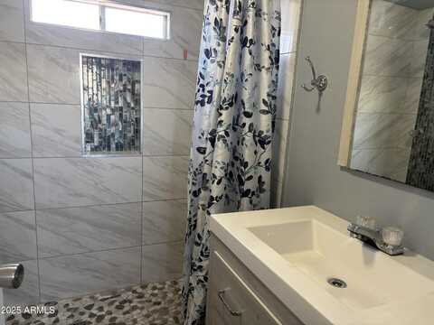 9913 E Main Street, Mesa, AZ 85207