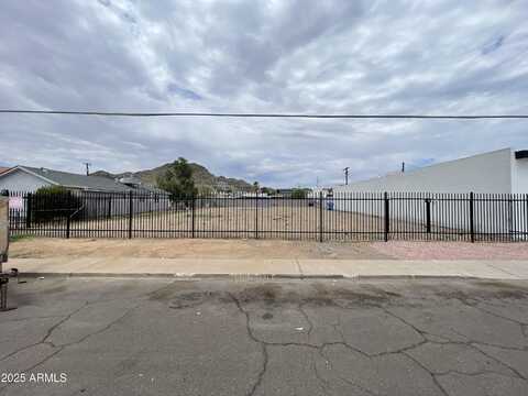 536 E VOGEL Avenue, Phoenix, AZ 85020