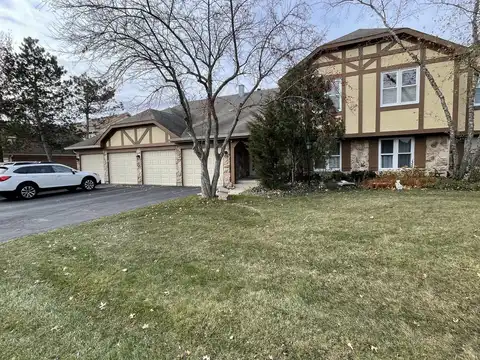 1308 Streamwood Lane, Vernon Hills, IL 60061