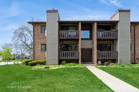 324 Sheridan Drive, Willowbrook, IL 60527