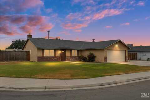 504 Stable Avenue, Bakersfield, CA 93307