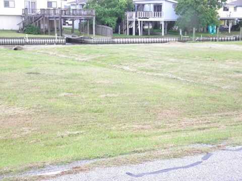 122 Driftwood Rd, FREEPORT, TX 77541