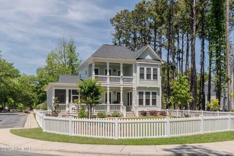 9298 W Lake Road, Calabash, NC 28467