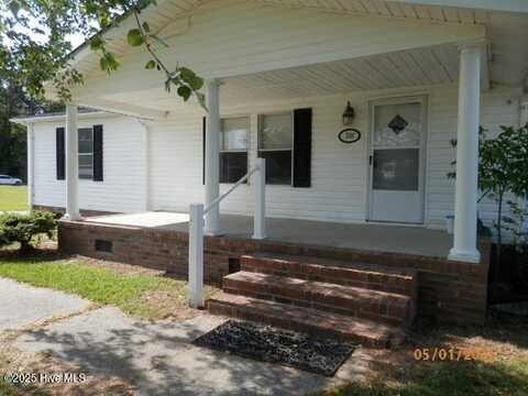 300 King Arthur Drive, Whiteville, NC 28472