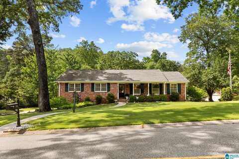 1700 KESTWICK DRIVE, HOOVER, AL 35226