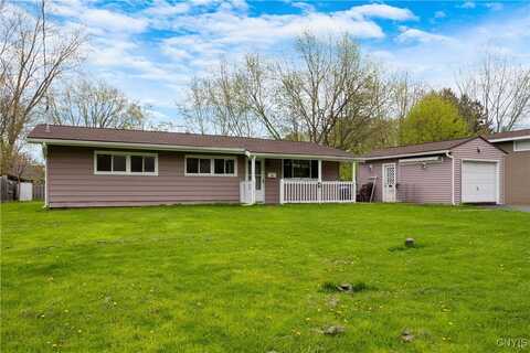 4 Apricot Lane, Clay, NY 13090