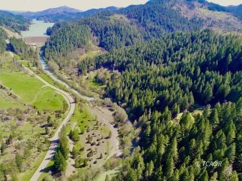 6250 MAD9 Rd, Mad River, CA 95552