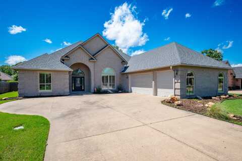 107 Bouriese Circle, Maumelle, AR 72113