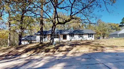 10 Sweetbrush, Texarkana, TX 75503