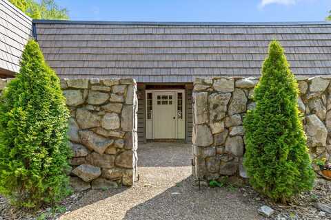 220 Palisades Drive, Signal Mountain, TN 37377