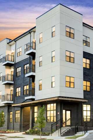 782 Riverfront Parkway, Chattanooga, TN 37402