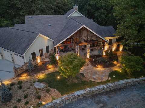 125 Fleetwood Drive, Lookout Mountain, TN 37350