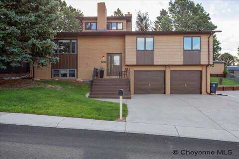 705 RANGER DR, Cheyenne, WY 82009