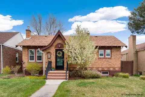 420 W 2ND AVE, Cheyenne, WY 82001
