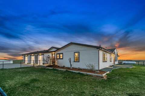 777 CHALK BLUFF RD, Cheyenne, WY 82007