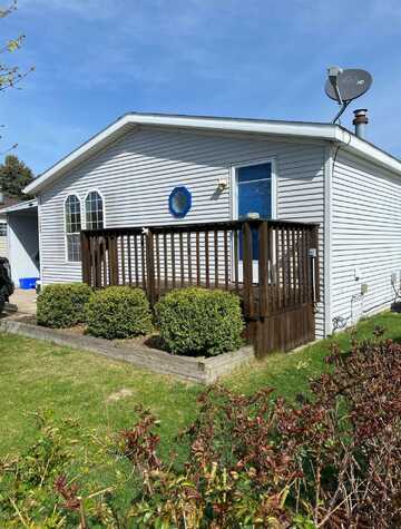 1305 PINEVIEW LANE, FREMONT, MI 49412