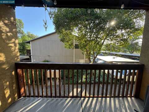 1060 Oak Grove Rd, Concord, CA 94518