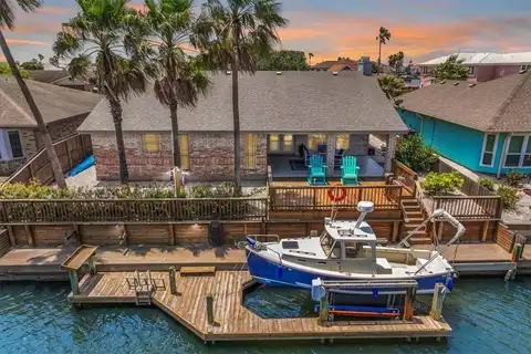 13810 Mizzen Street, Corpus Christi, TX 78418