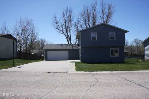 16 Constitution Dr -, Gillette, WY 82716