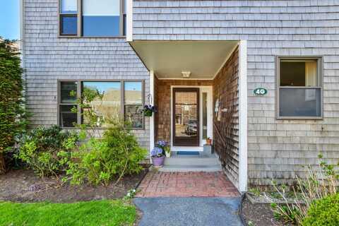 4 Riverview Avenue, Mashpee, MA 02649