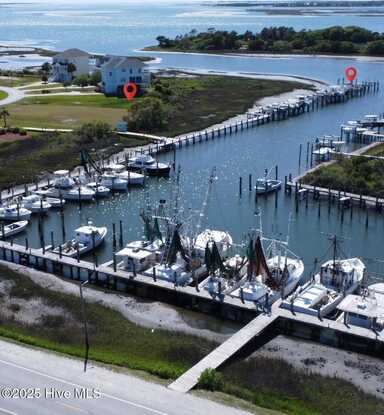 110 Pintail Lane, Harkers Island, NC 28531