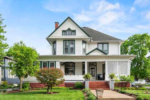 6 Town Street, Pataskala, OH 43062