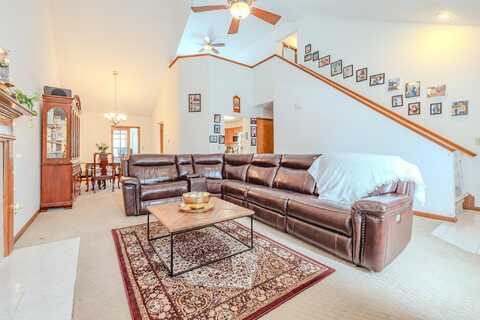 730 Erin Street, Lewis Center, OH 43035