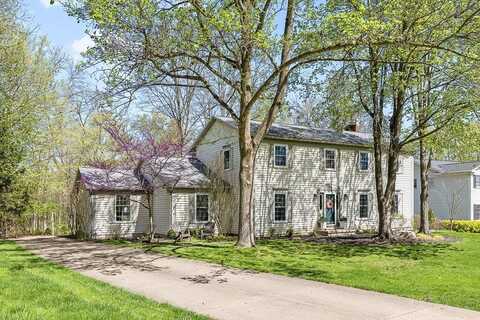 2483 Victoria Parkway, Hudson, OH 44236