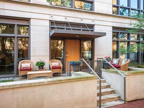 250 W Spring Street, Columbus, OH 43215