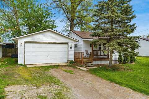 126 Cliff Street, Buckeye Lake, OH 43008