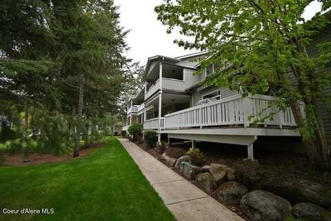 368 E WHISPERING PINES LN, Coeur D Alene, ID 83815