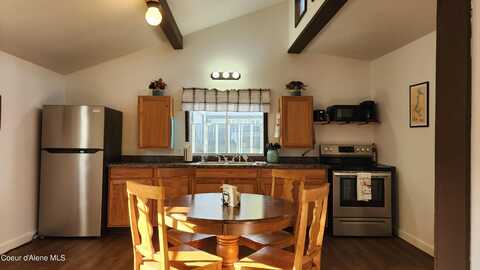 211 E BIRCH AVE, Coeur D Alene, ID 83814