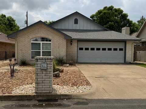 617 Courtney, Fredericksburg, TX 78624