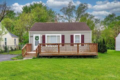 2206 Hawthorne Street, Middletown, OH 45042