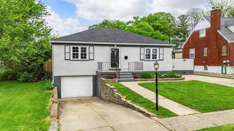 3654 Puhlman Avenue, Cheviot, OH 45211