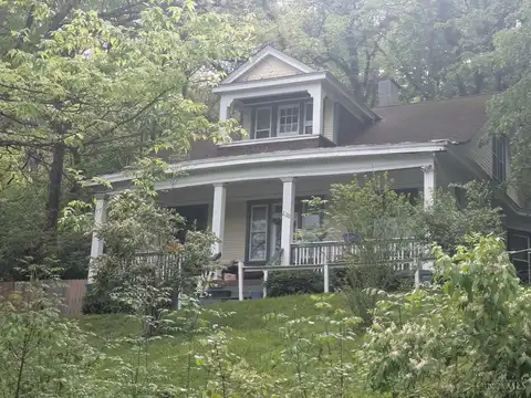 2568 Trevor, Cincinnati, OH 45225