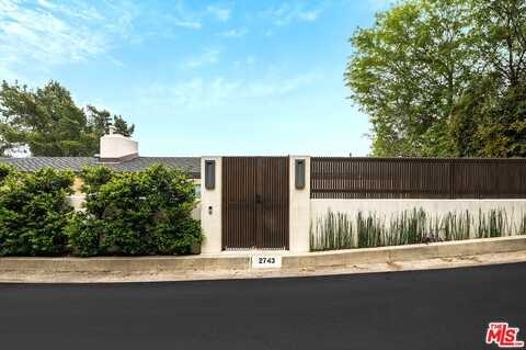 2743 Creston Dr, Los Angeles, CA 90068