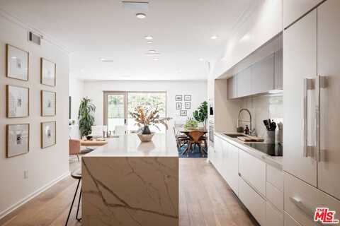132 N Swall Dr, Los Angeles, CA 90048
