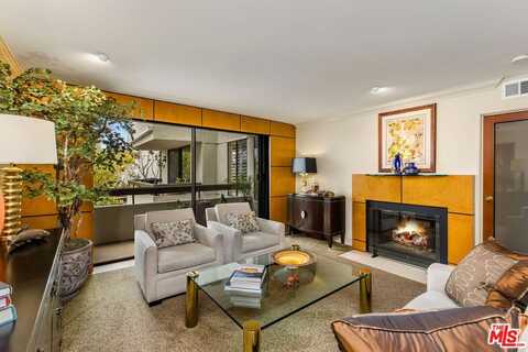 851 N Kings Rd, West Hollywood, CA 90069