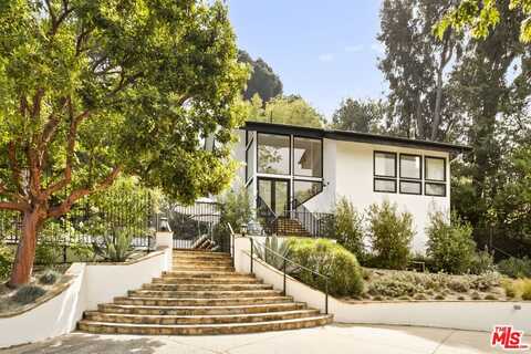 554 Mountain Green Dr, Calabasas, CA 91302
