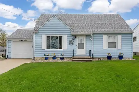 818 15th Street SW, Cedar Rapids, IA 52404