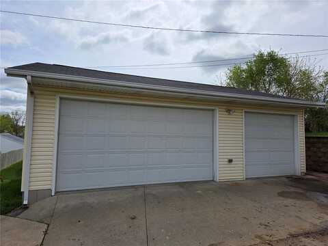 349 27th Avenue SW, Cedar Rapids, IA 52404