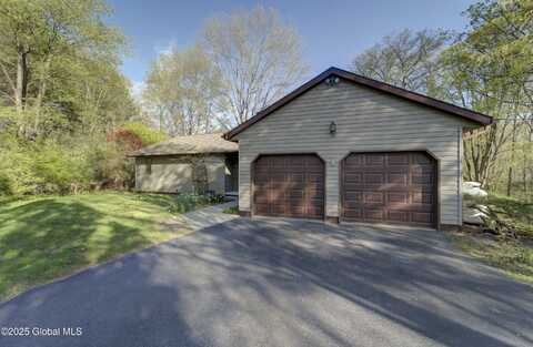 2854 River Road, Schaghticoke, NY 12121