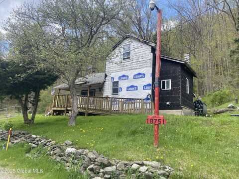 18751 State Route 22, Petersburgh, NY 12138