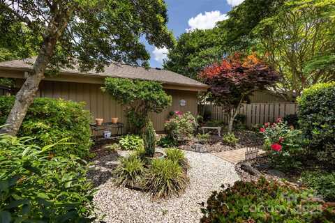 5128 Dunes Court, Charlotte, NC 28226
