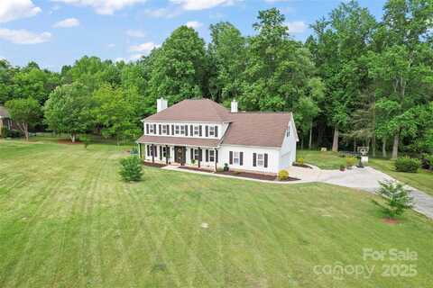 1226 Flint Court, Matthews, NC 28104
